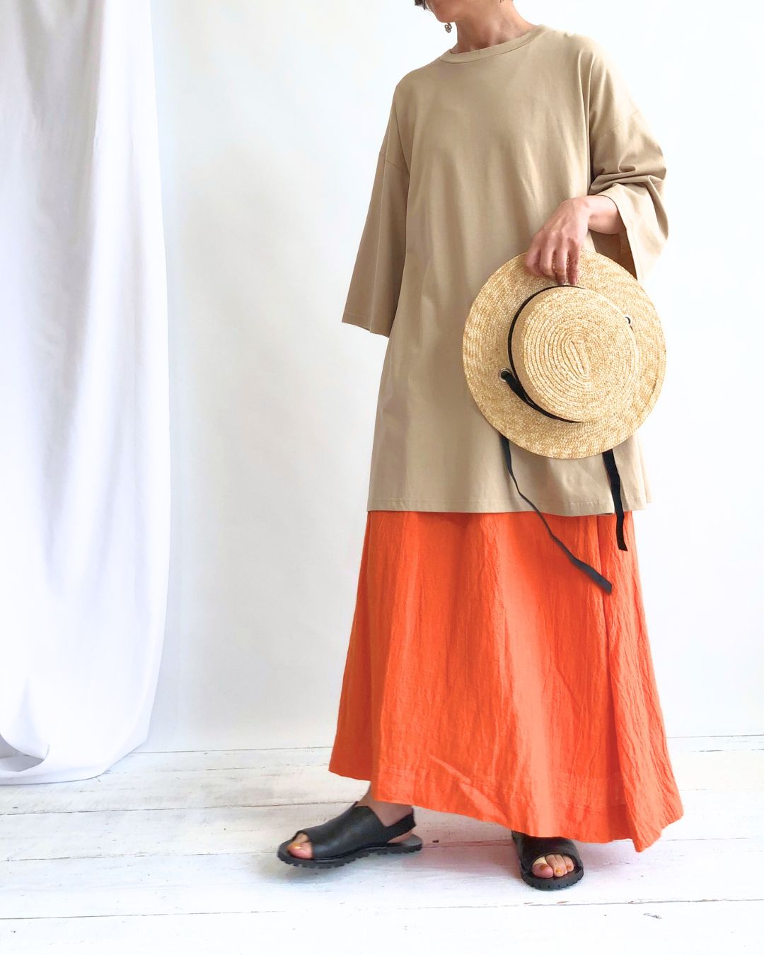 【sale】バックスリット入りトップス"Riley"　Beige