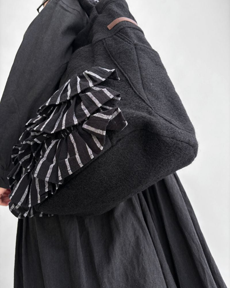 ウールのリメイクバッグ Black