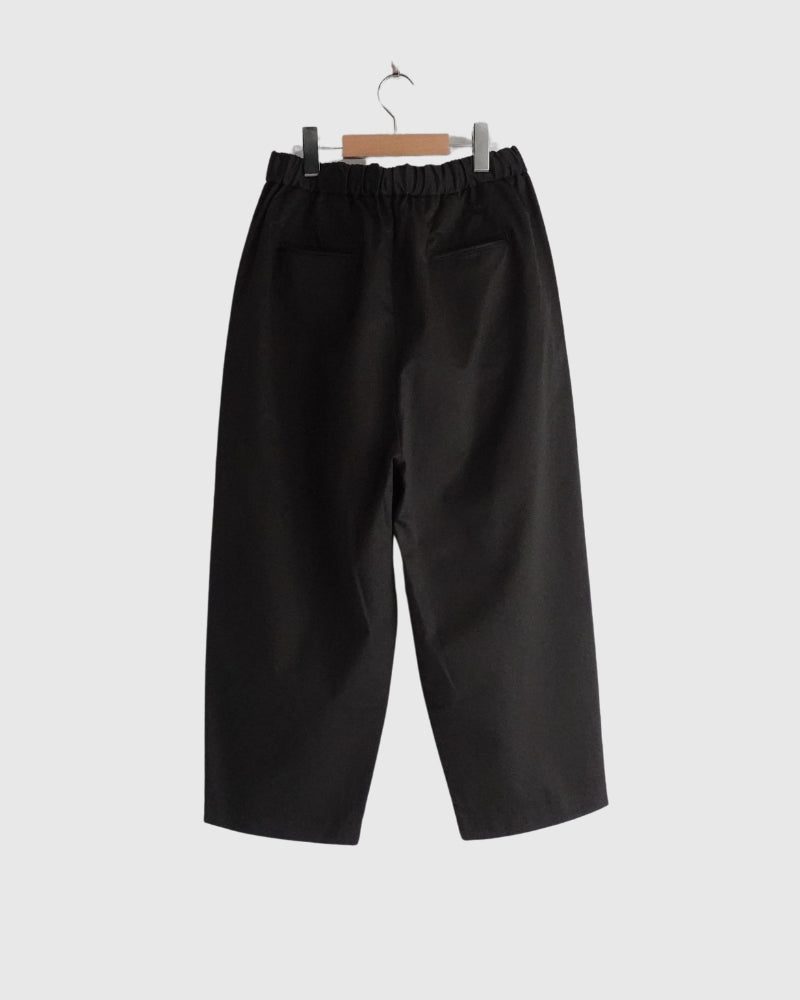 WEST POINT 2TUCK TAPERED EASY PANTS CharcoalGray