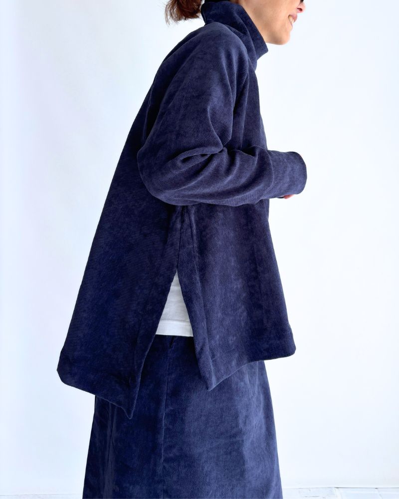 ハイネックフレアデザイントップス'BONI' Navy