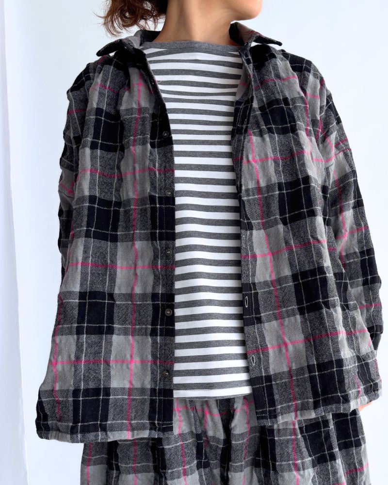 ギザンディ天竺ボーダーロングTee Charcoal/Off