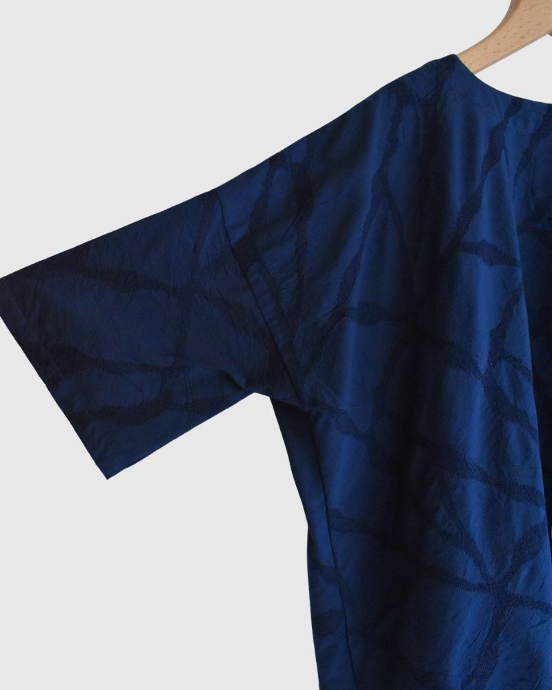 パネルプルオーバーブラウス（刺しゅう） Navy