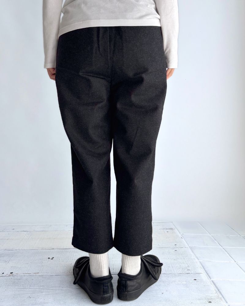 WOOL FLANNEL EASY TAPERED PANTS Charcoal