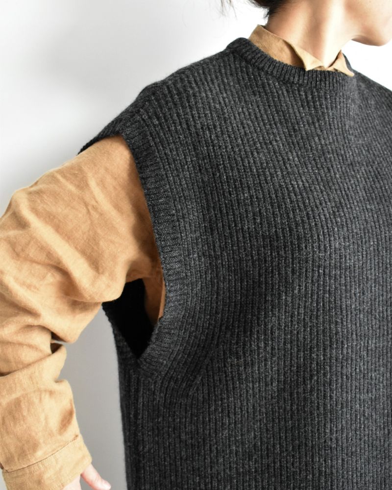 JAPAN RIDGE KNITTING VEST Charcoal