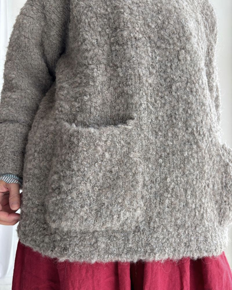 3GG BOUCLE CREW NECK PULLOVER WITH POCKET GrayBeige