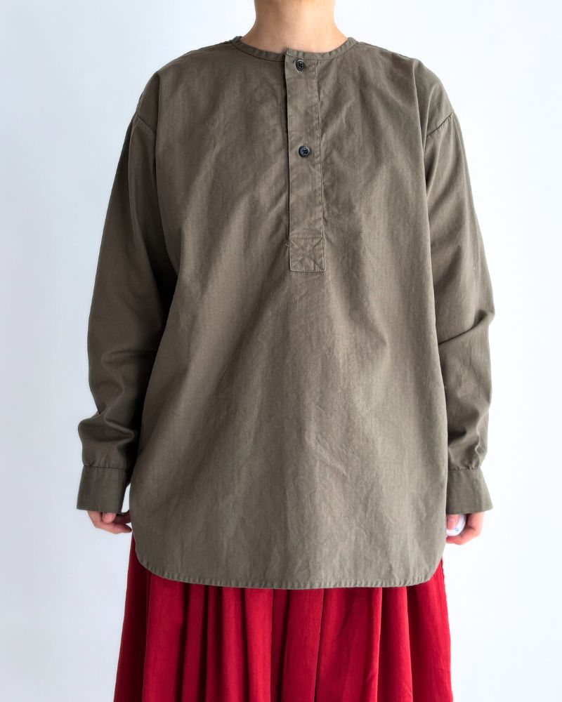 COTTON HERRINGBONE WASH HENRY NECK SHIRT KhakiHerringbone