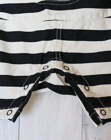 【sale】7分丈ベビーサロペット　モノクロ　70cm