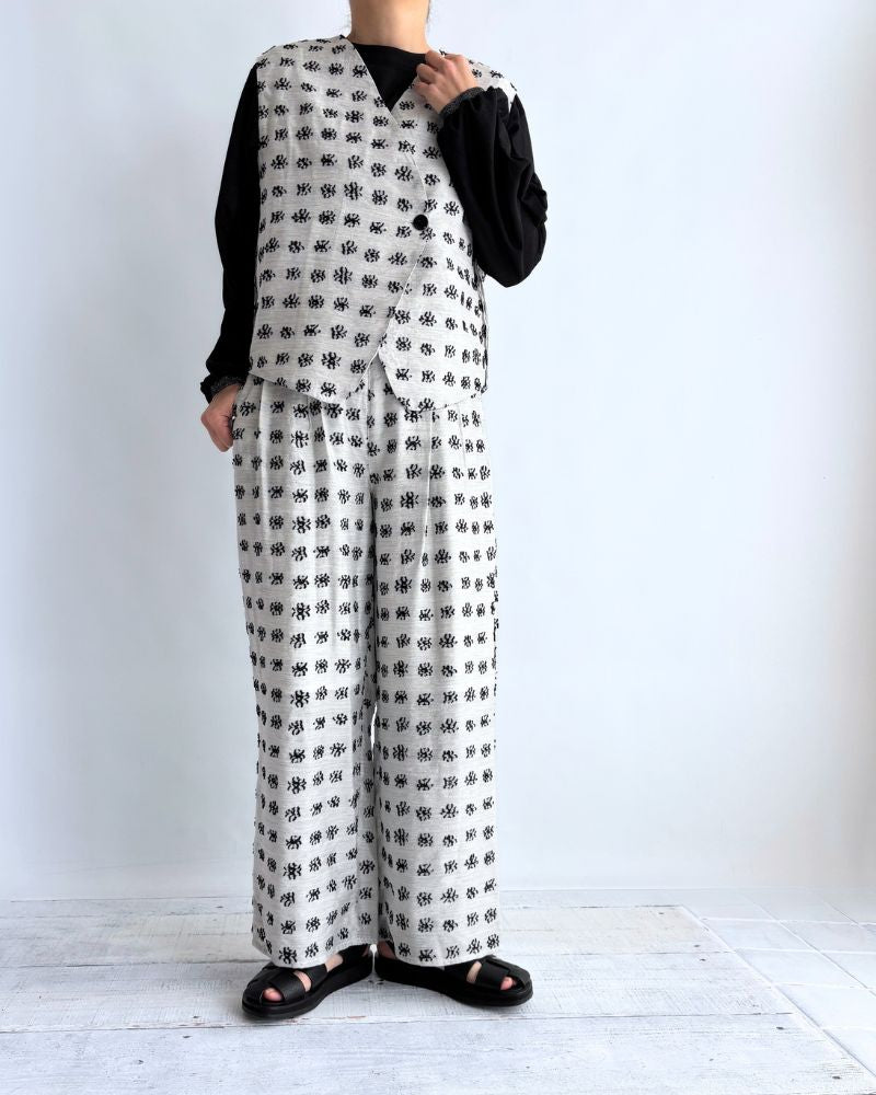 ジャカードアシンメトリーベスト LightGray