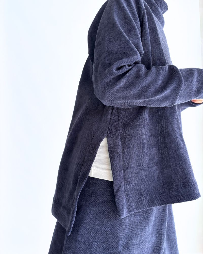 ハイネックフレアデザイントップス'BONI' Navy