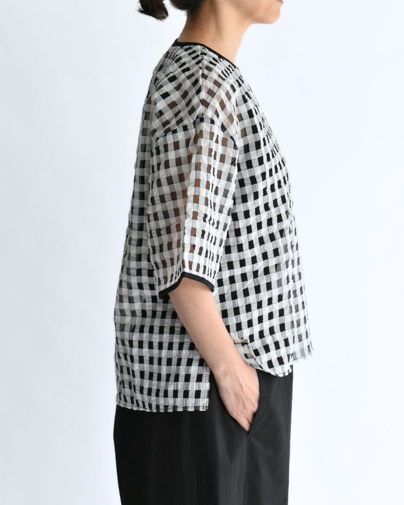 シアーチェッククルーネックトップス 'MEHINA' Black