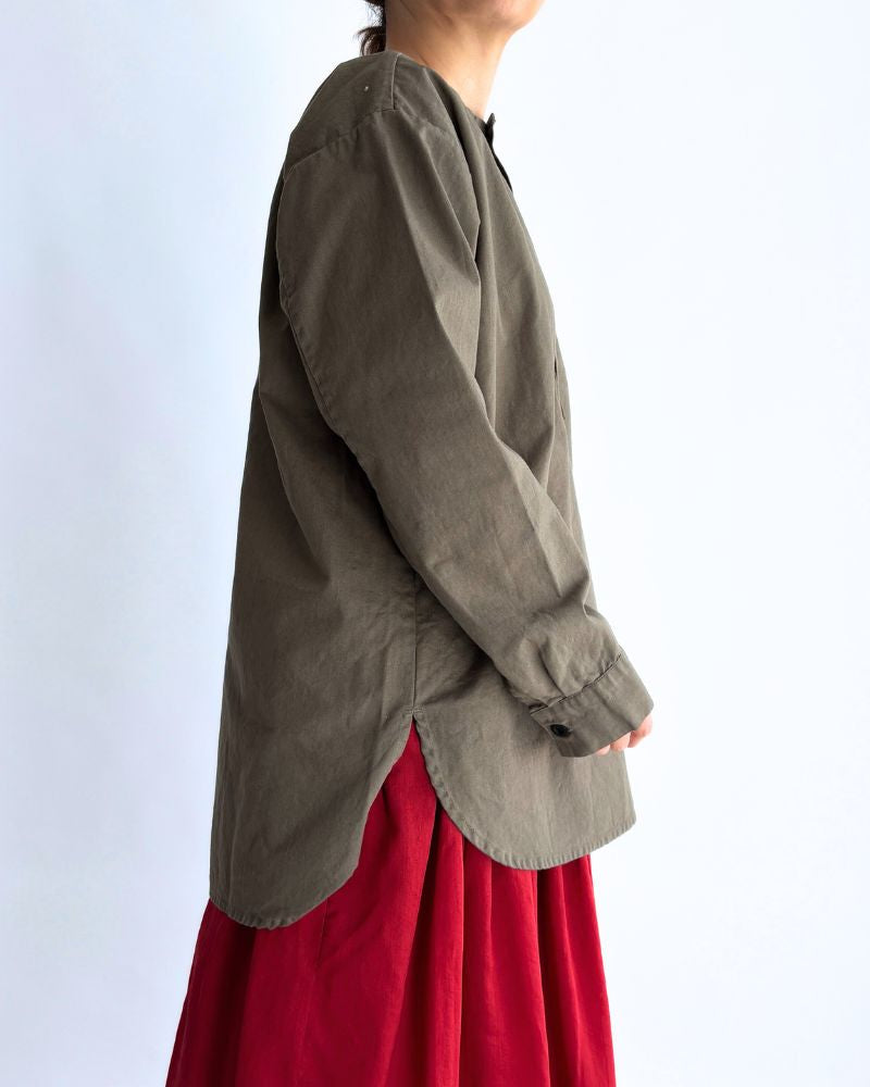 COTTON HERRINGBONE WASH HENRY NECK SHIRT KhakiHerringbone