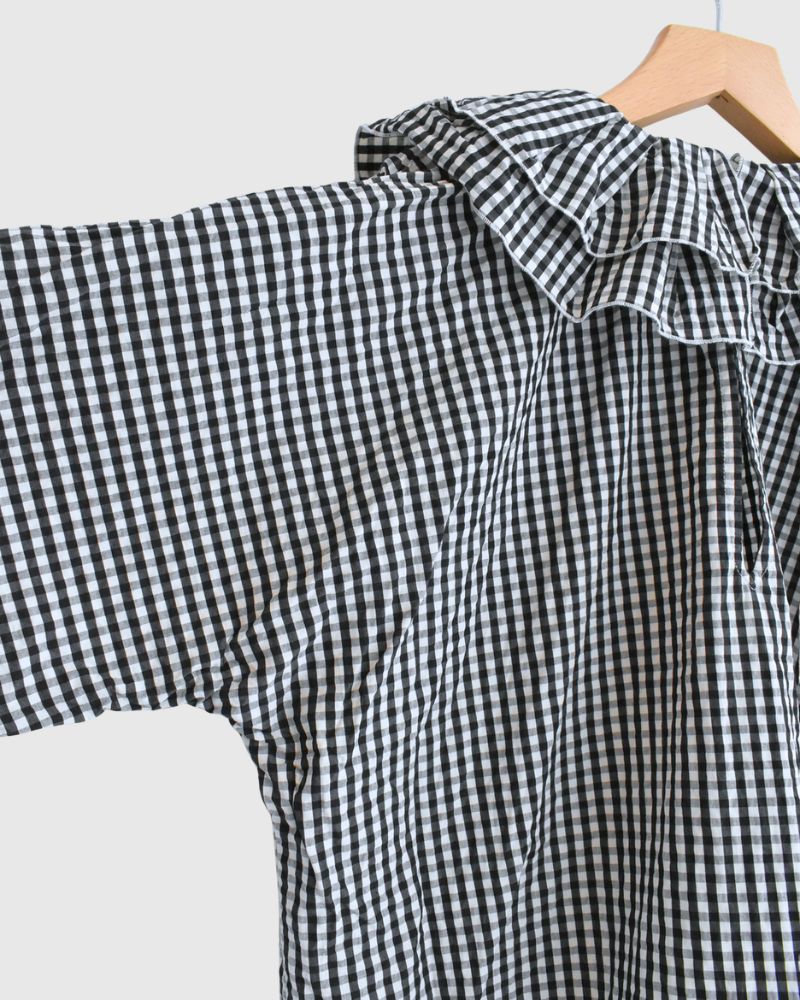 タックフリルプルオーバー Black/Ecru Check