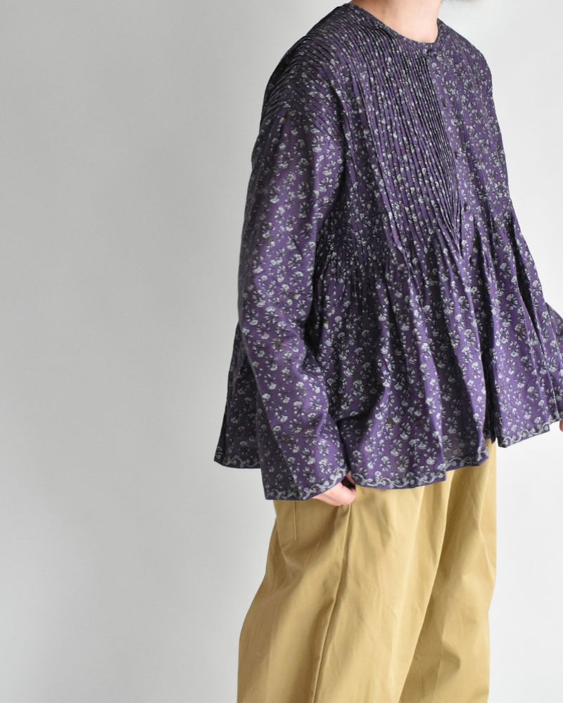 CREW-NECK BUTTON SHIRT WITH PINTUCK Purple