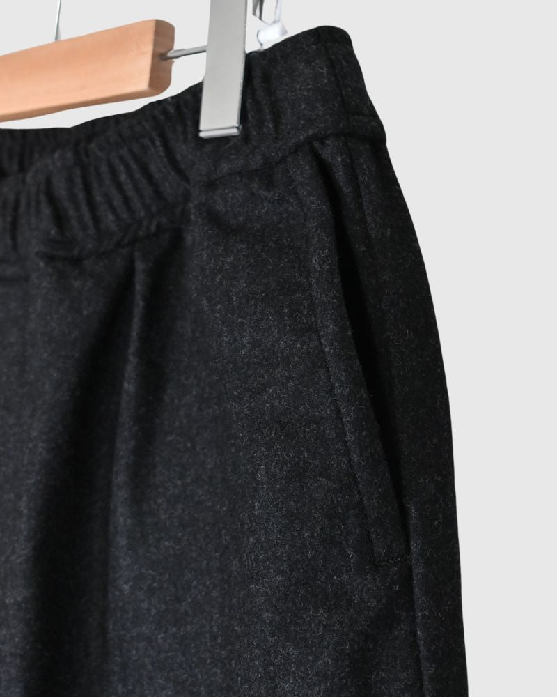 WOOL FLANNEL EASY WIDE PANTS Charcoal