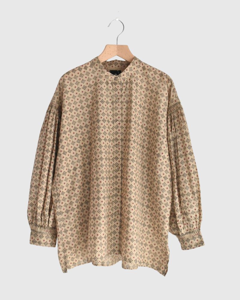 BANDED COLLAR SHIRT WITH MINI PINTUCK Beige