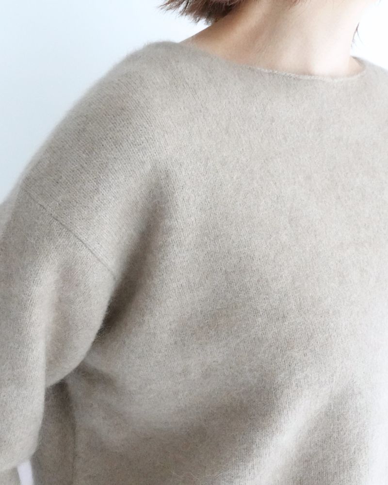 ラクリッチ クルーネックニットプルオーバー Natural