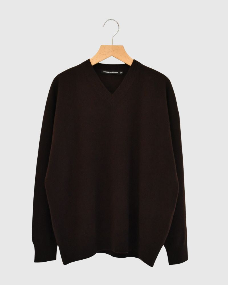 GINNY Vネックニットプルオーバー Brown