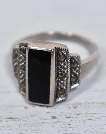 #251 VINTAGE RING