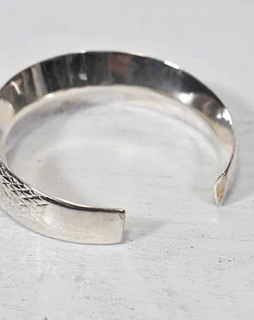 BANGLE Silver