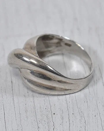 #844 VINTAGE SILVER RING UK