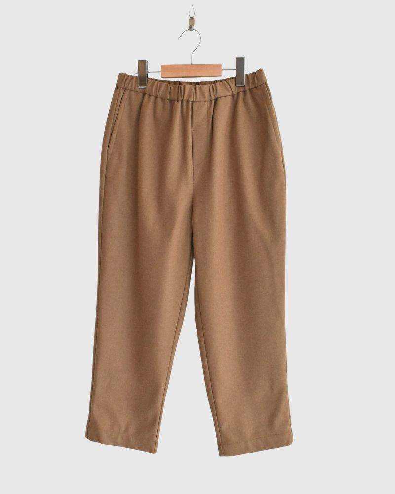 WOOL FLANNEL EASY TAPERED PANTS Camel