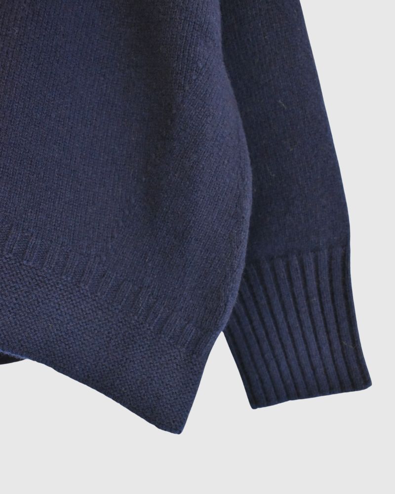 AURA Vネックニットプルオーバー Navy