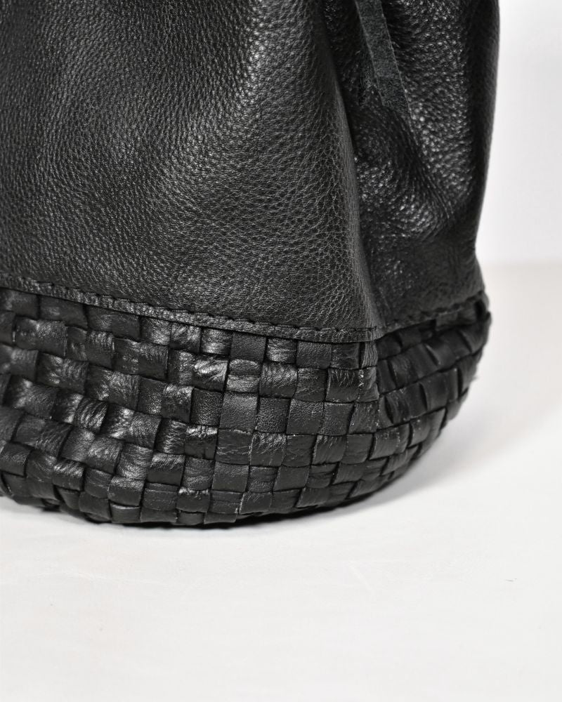 Leather Medium Basket Black