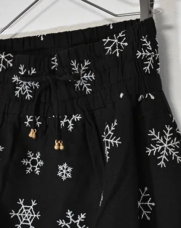 【sale】SNOW EMBROIDERY SK Black