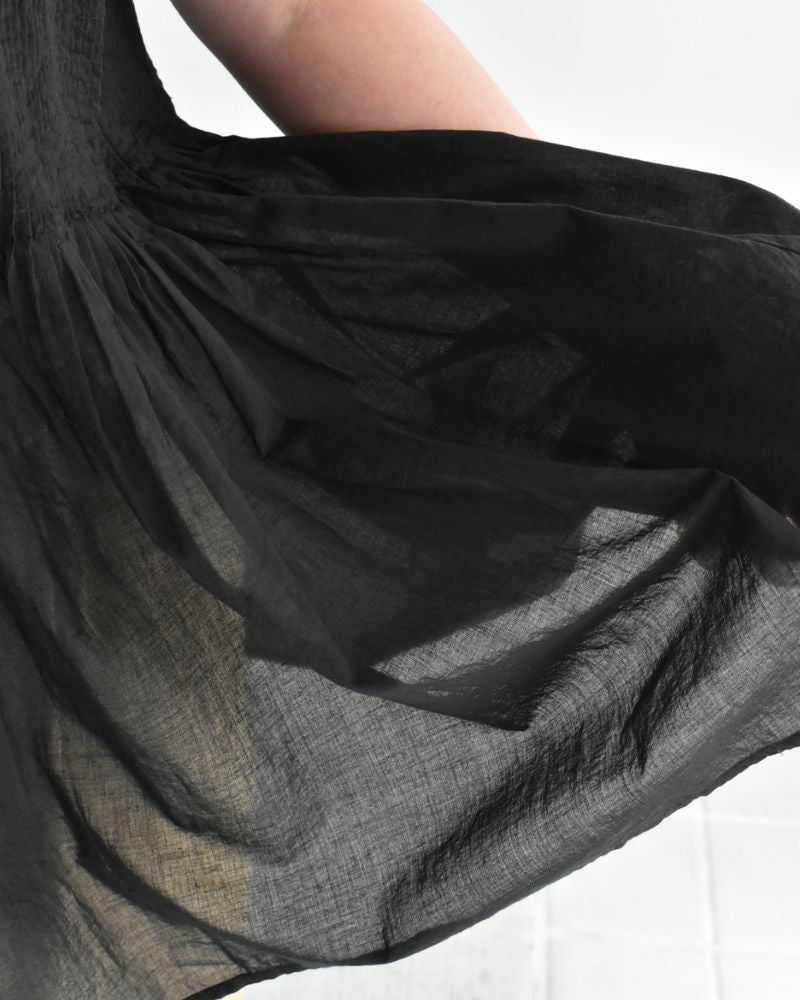 CREW-NECK F/SLEEVE SHIRT WITH MINI PINTUCK Black