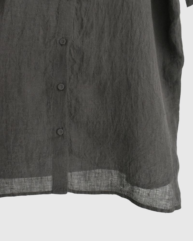 BACK OPENING CREW-NECK S/SLEEVE EMB SHIRT Black