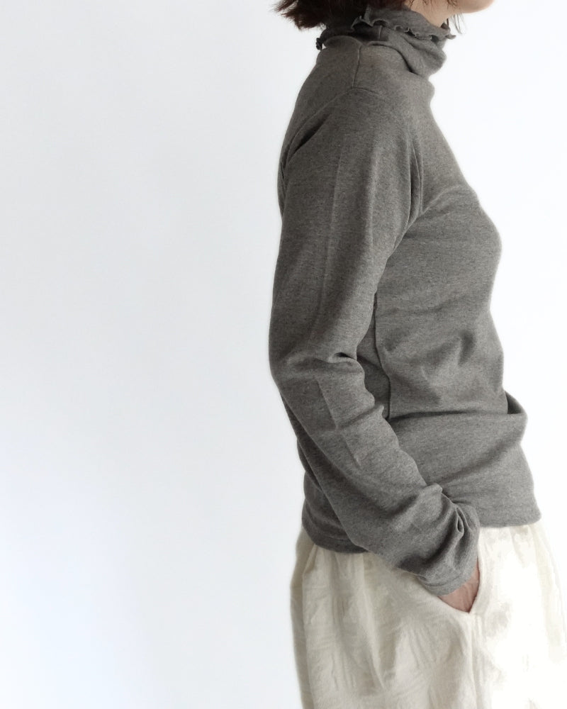 ヤク タートルネックプルオーバー Gray