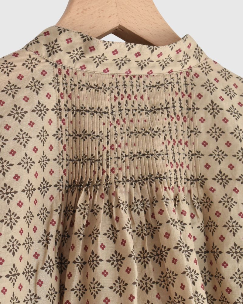 BANDED COLLAR SHIRT WITH MINI PINTUCK Beige