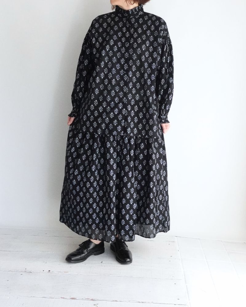 FRILL COLLAR SHIRT WITH MINI PINTUCK Black