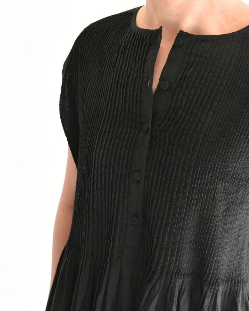 CREW-NECK F/SLEEVE SHIRT WITH MINI PINTUCK Black