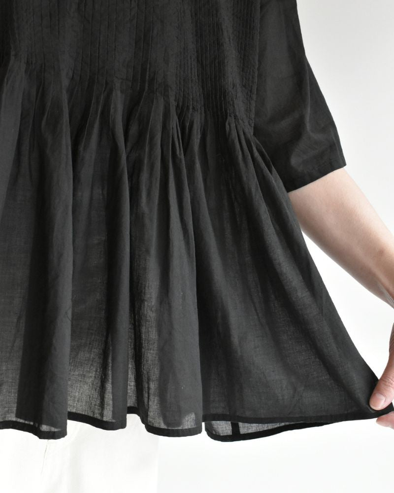 CREW-NECK PULLOVER HALF/SLEEVE SHIRT WITH MINI PINTUCK Black