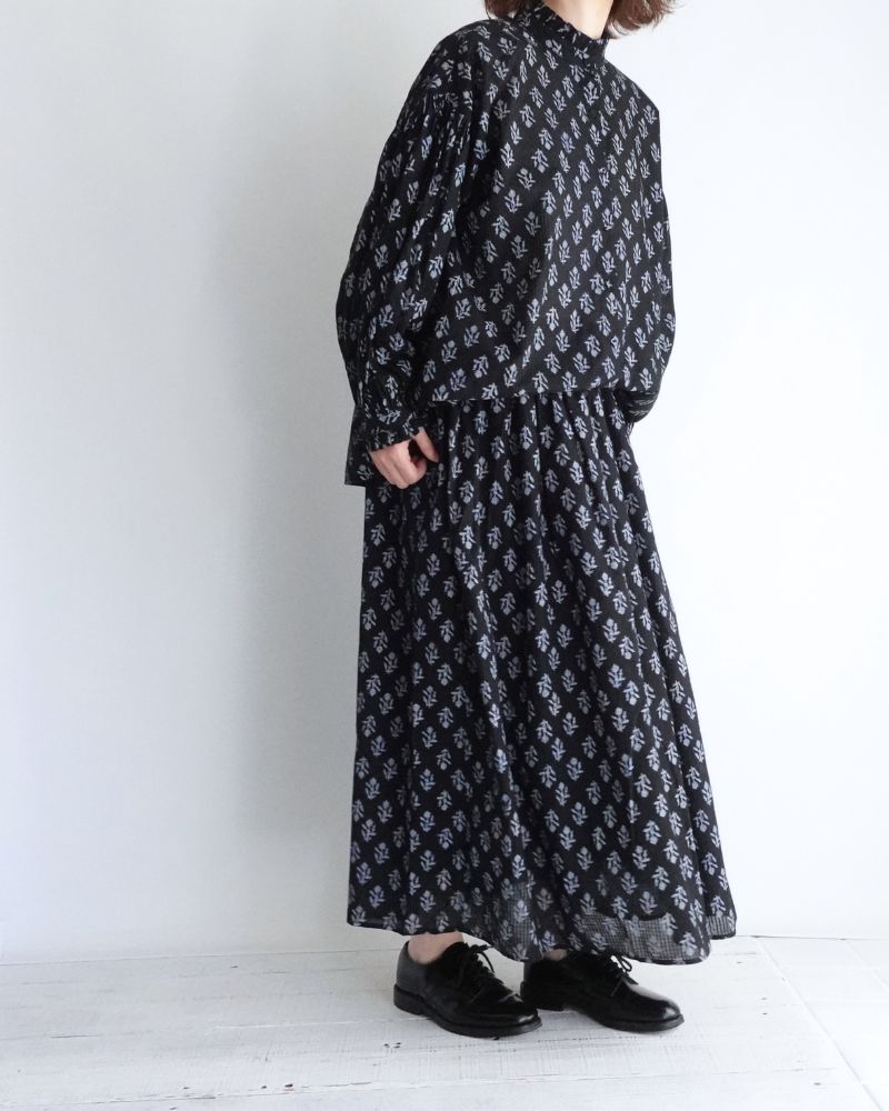 FRILL COLLAR SHIRT WITH MINI PINTUCK Black