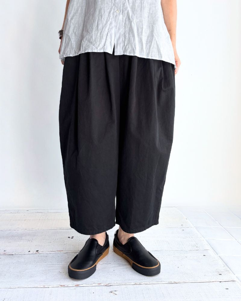 【予約】S/S R347 SATIN CAMILLE TUCKED PANTS（2月末 – 3月初旬）