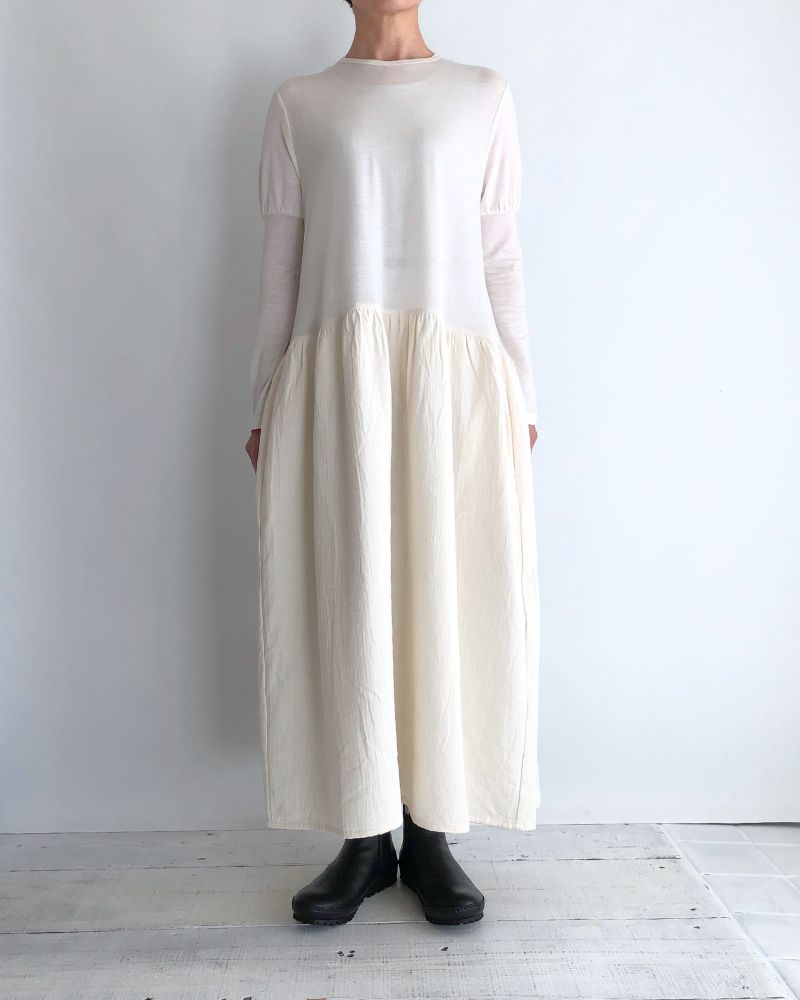パフスリーブワンピース Ecru