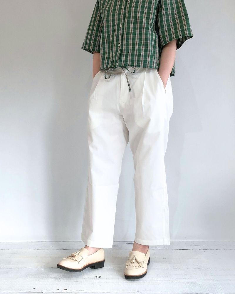 【sale】タックパンツ前ファスナーあき