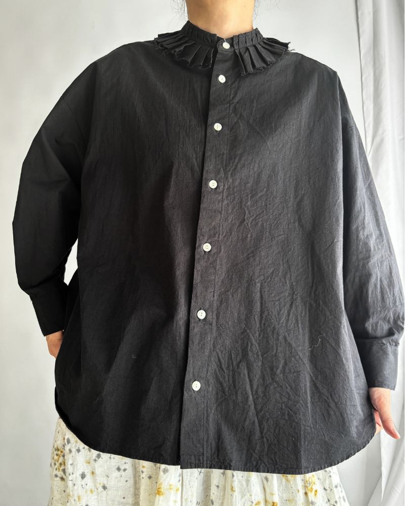 PLEATED COLLAR SHIRT Black