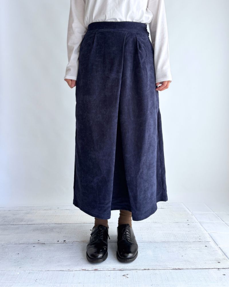 タックデザインスカート'YELL' Navy