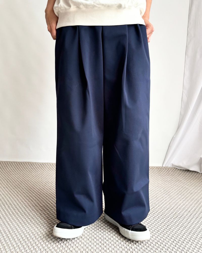 ストレートタックパンツ Navy