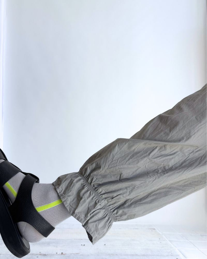 ヘムフリルパンツ Gray