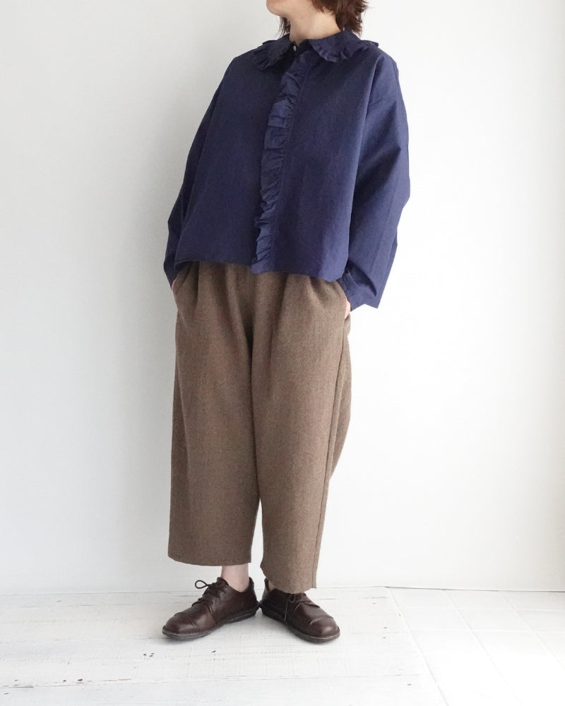 カラー＆フロントフリルブラウス Navy