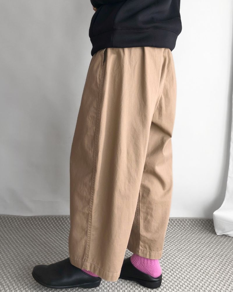 【sale】LOOSE SHILOUETTE PANTS ‘JESSI TWILL’ Beige