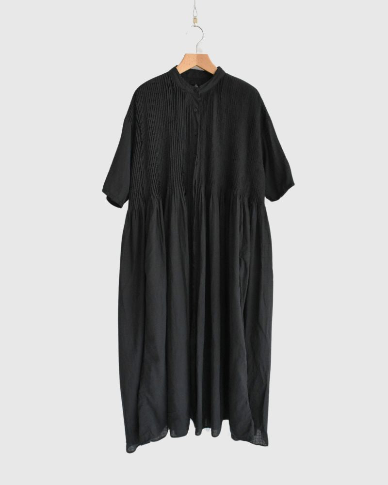 BANDED COLLAR MAXI DRESS WITH PINTUCK Black
