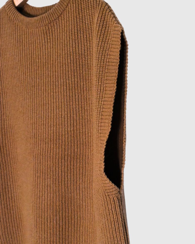 JAPAN RIDGE KNITTING VEST Camel