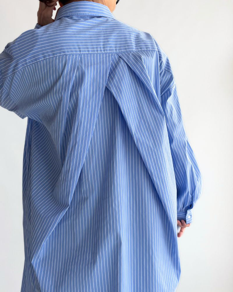 ニットベスト重ね着風ストライプシャツワンピース 'APOLU' Saxe