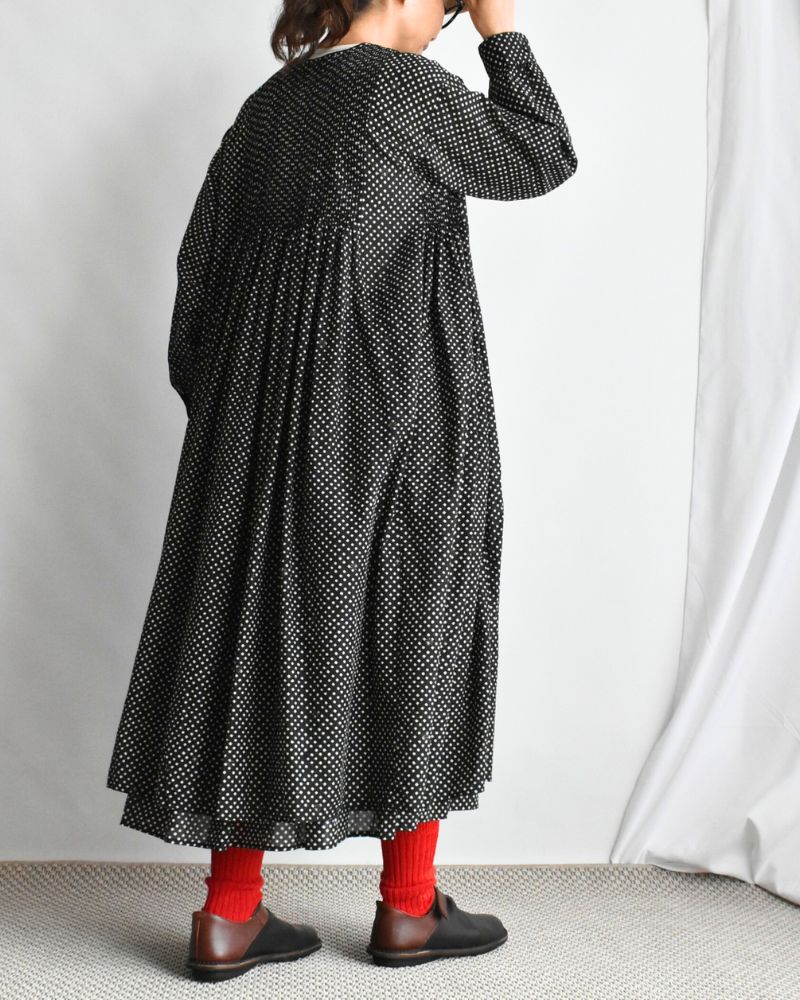 80s COTTON SMALL SQUARE BLOCK PRINT CREW-NECK BUTTON MAXI SHIRT DRESS WITH MINI PINTUCK Navy