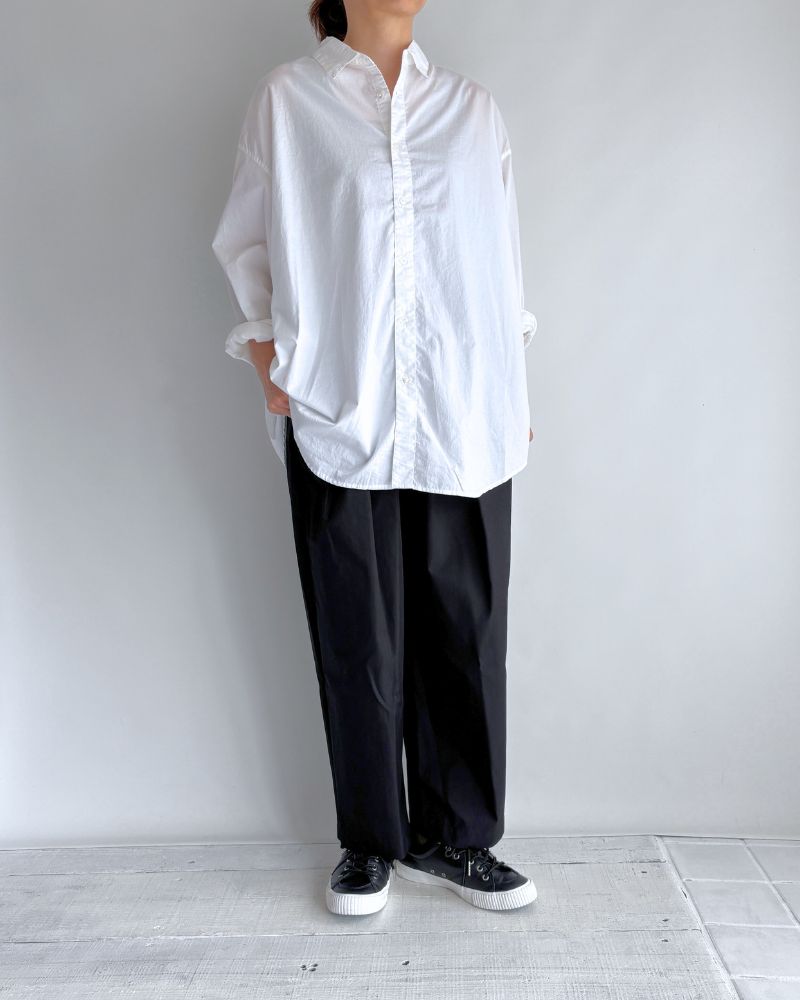 ユニセックスシャツ White